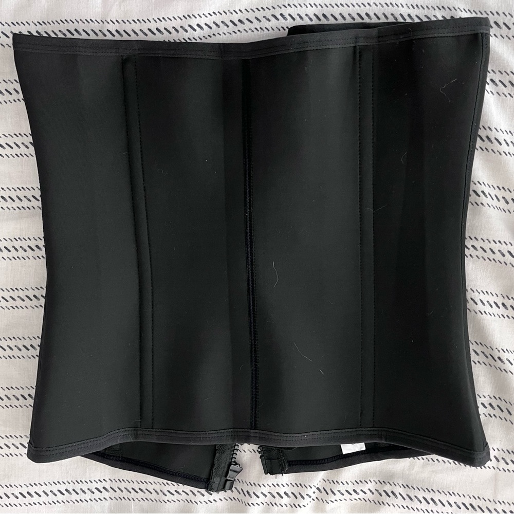Black Ribbed Corset w hooks and zipper